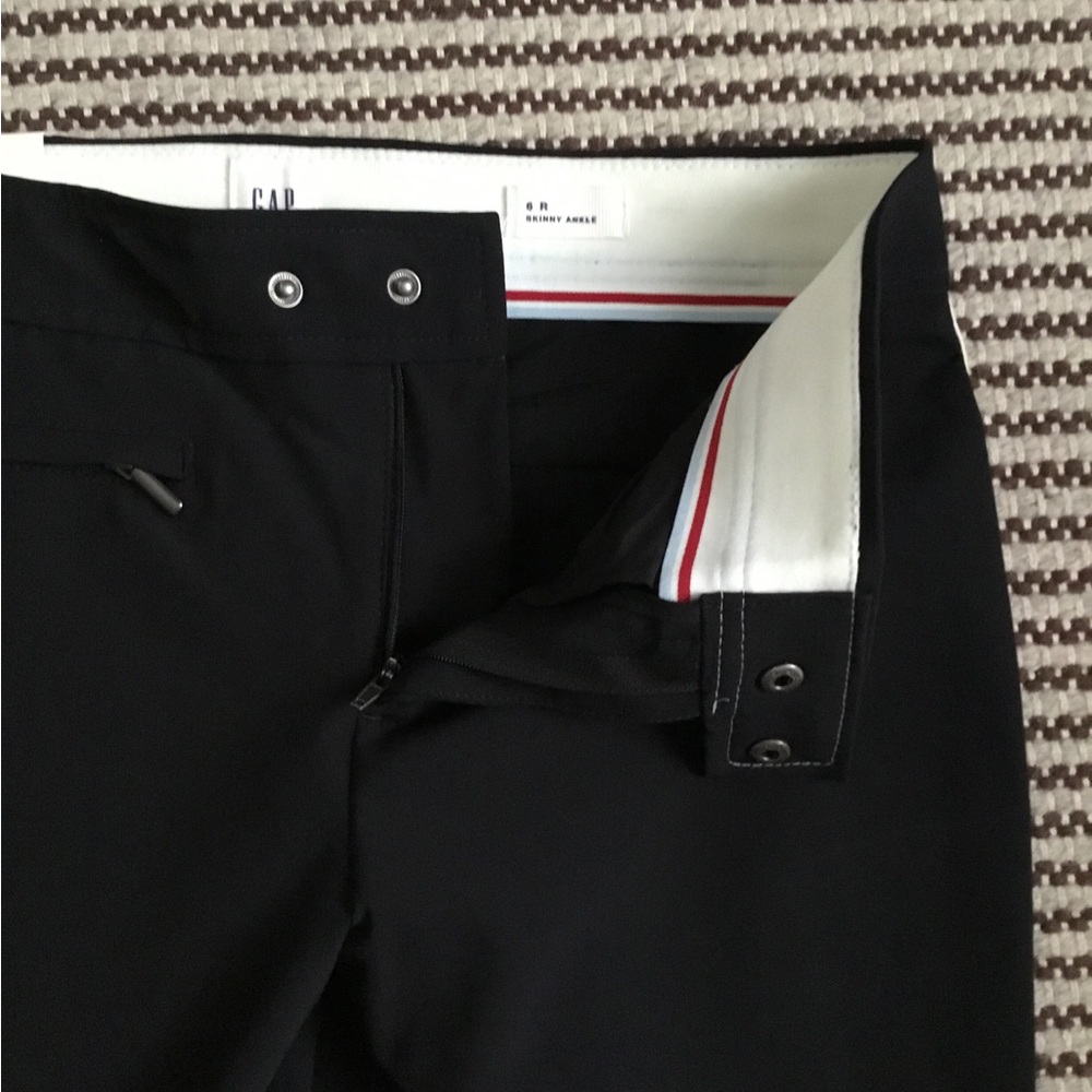 GAP - Picture 3 of 16